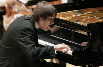 Rubinstein International Piano Master Competition Winner at Carnegie Hall