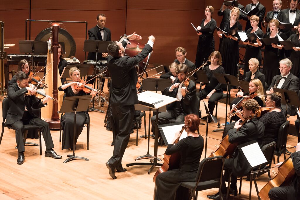 Distinguished Concerts International New York (DCINY) presents True Concord Voices and Orchestra in Review