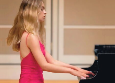 Sonatas, Fantasies, and More – Azalea Kelley, Pianist In Review